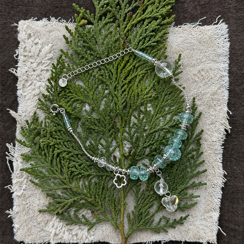 Mint Breeze – Aqua Green Bracelet for Coolness & Clarity