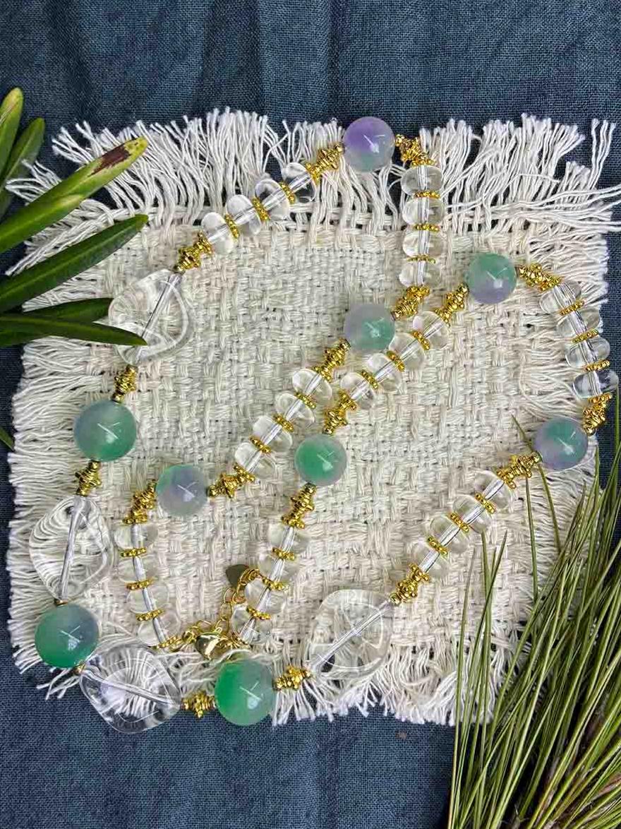 Misty Creek – Sage Green Necklace for Freshness & Flow